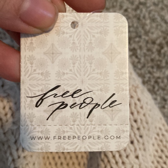 Free People cropped sleeveless sweater - Picture 5 of 6